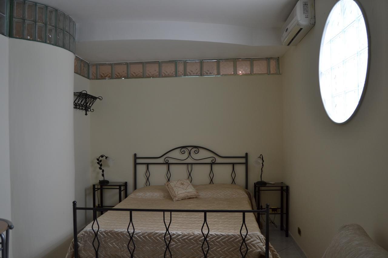 ポンペイ B＆B マイ エンジェルズ Bed & Breakfast エクステリア 写真